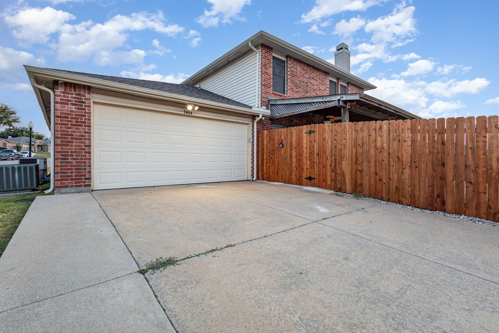 1484 Glenwick Drive