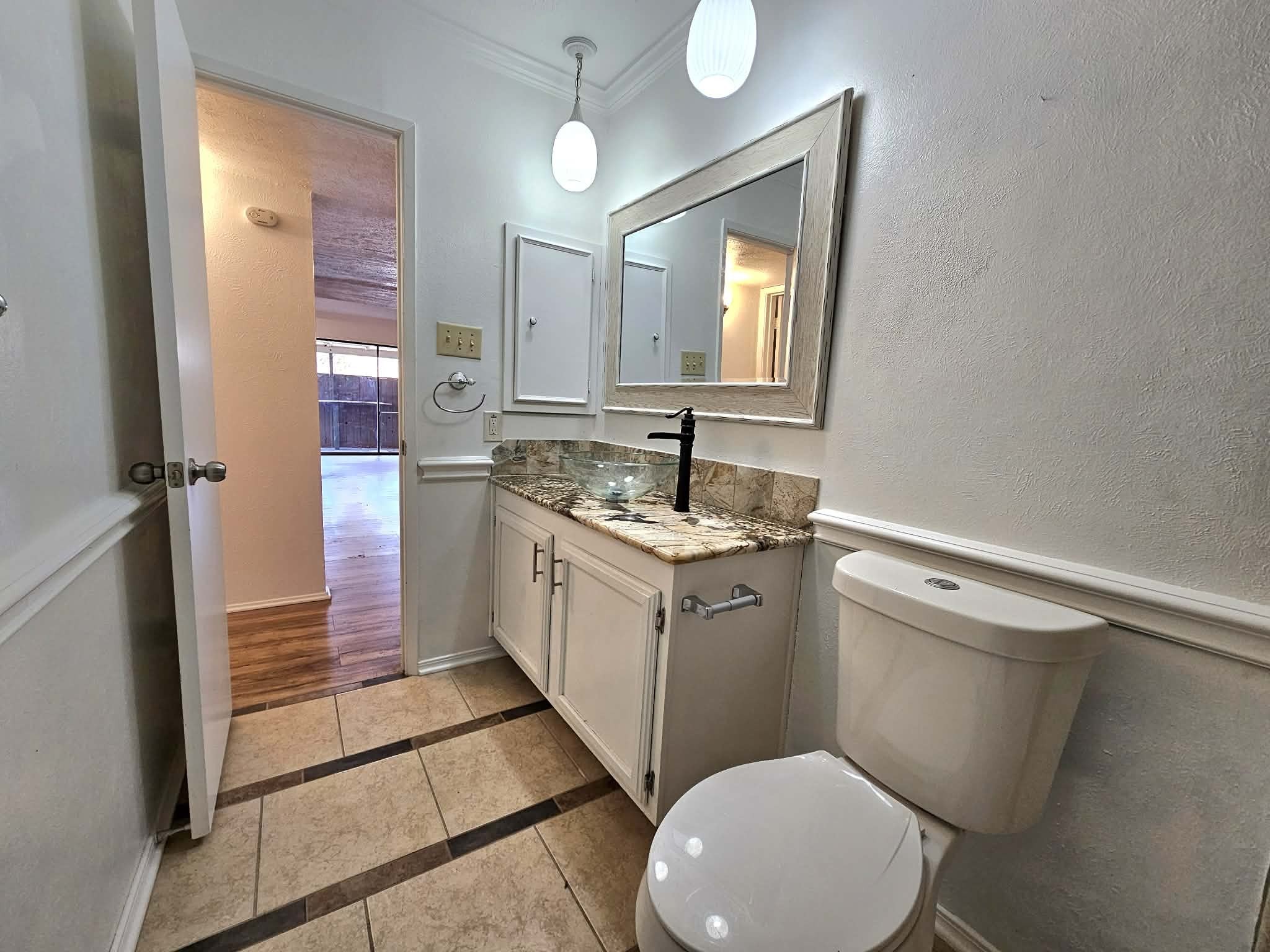 9222 Fairmont Circle