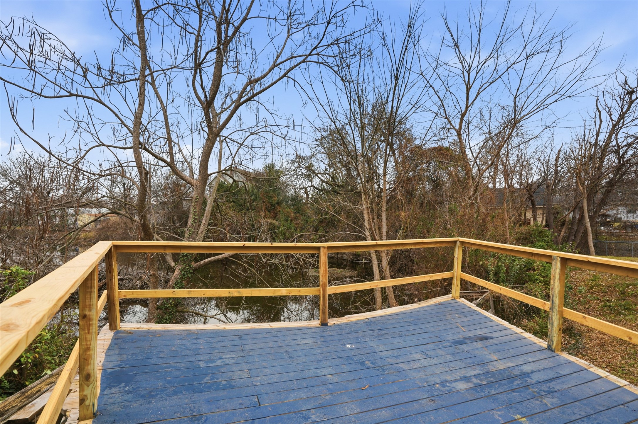 525 W Ridgewood Drive