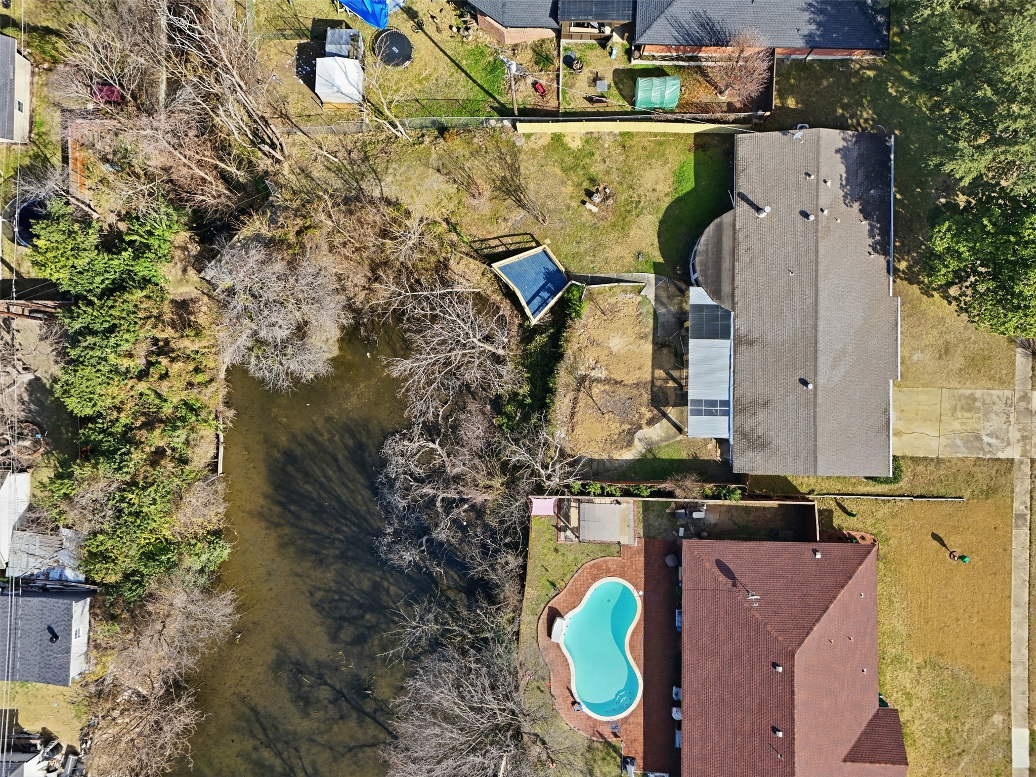 525 W Ridgewood Drive