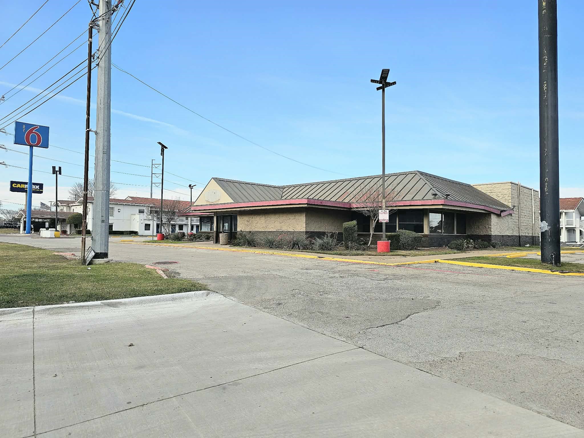 12733 Lyndon B Johnson Freeway