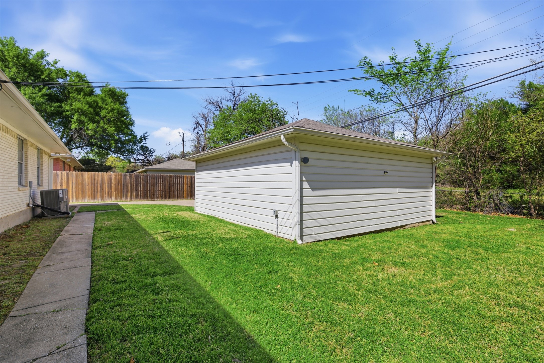 6565 Ascot Lane