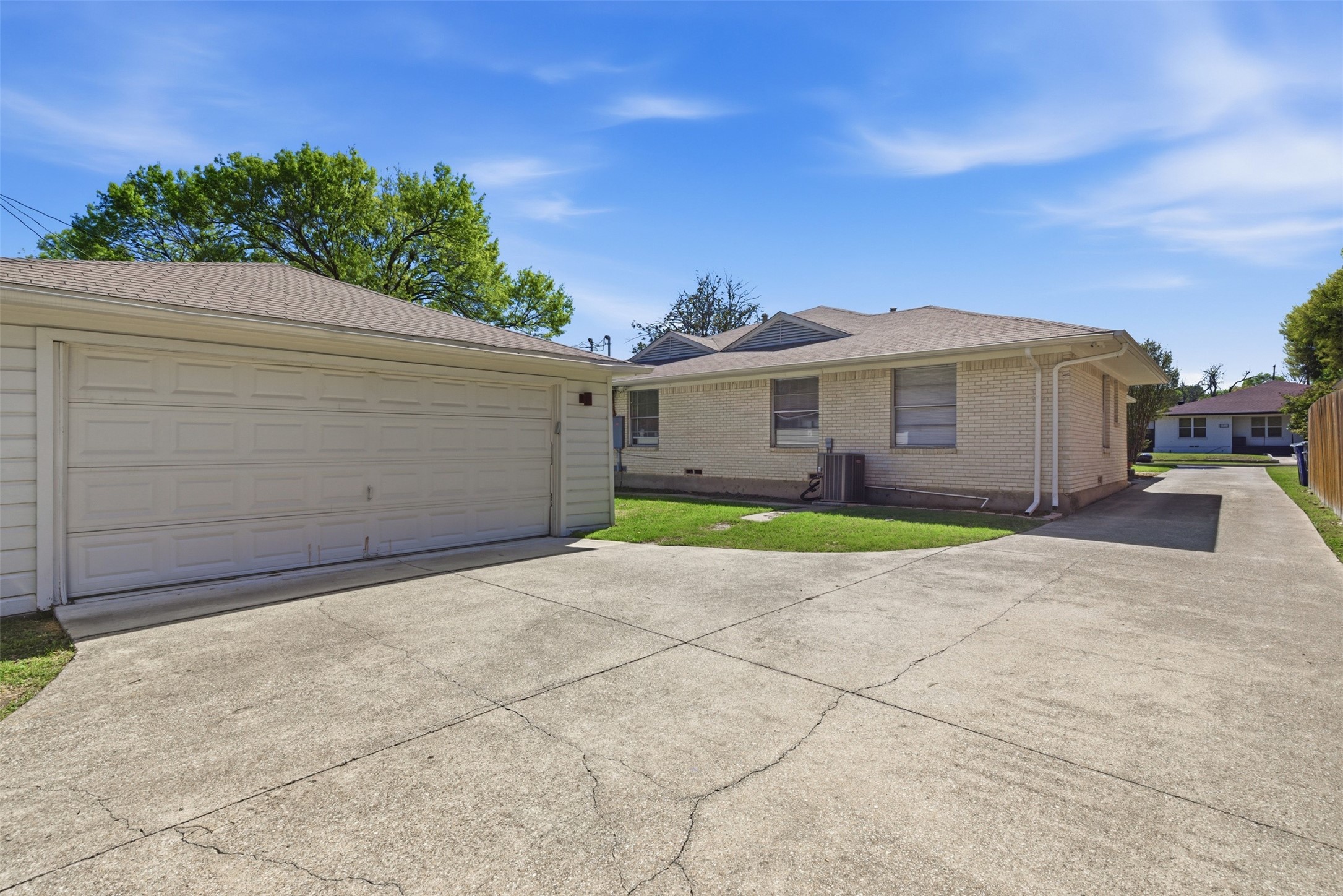 6565 Ascot Lane