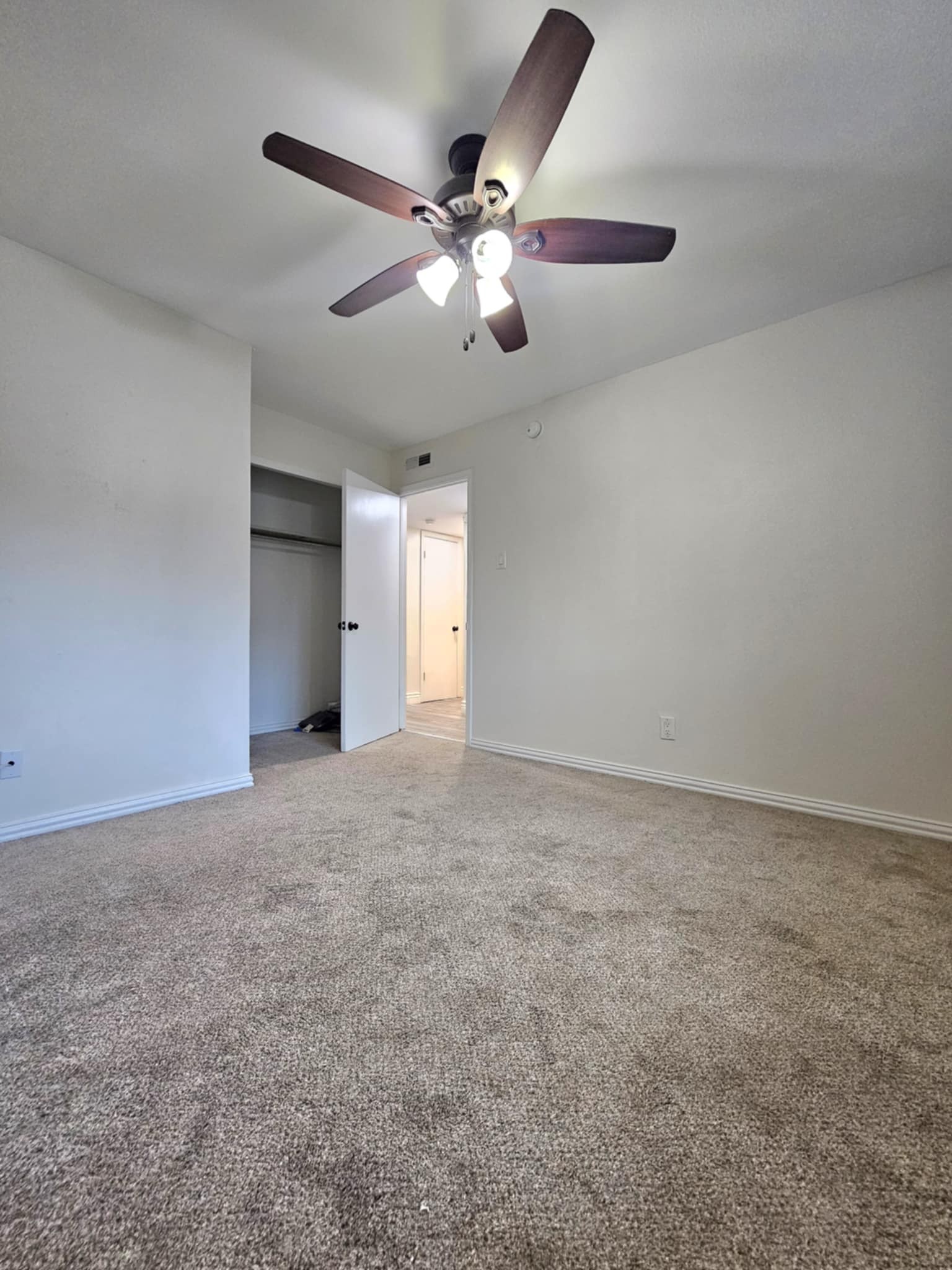 805 Greenbriar Drive