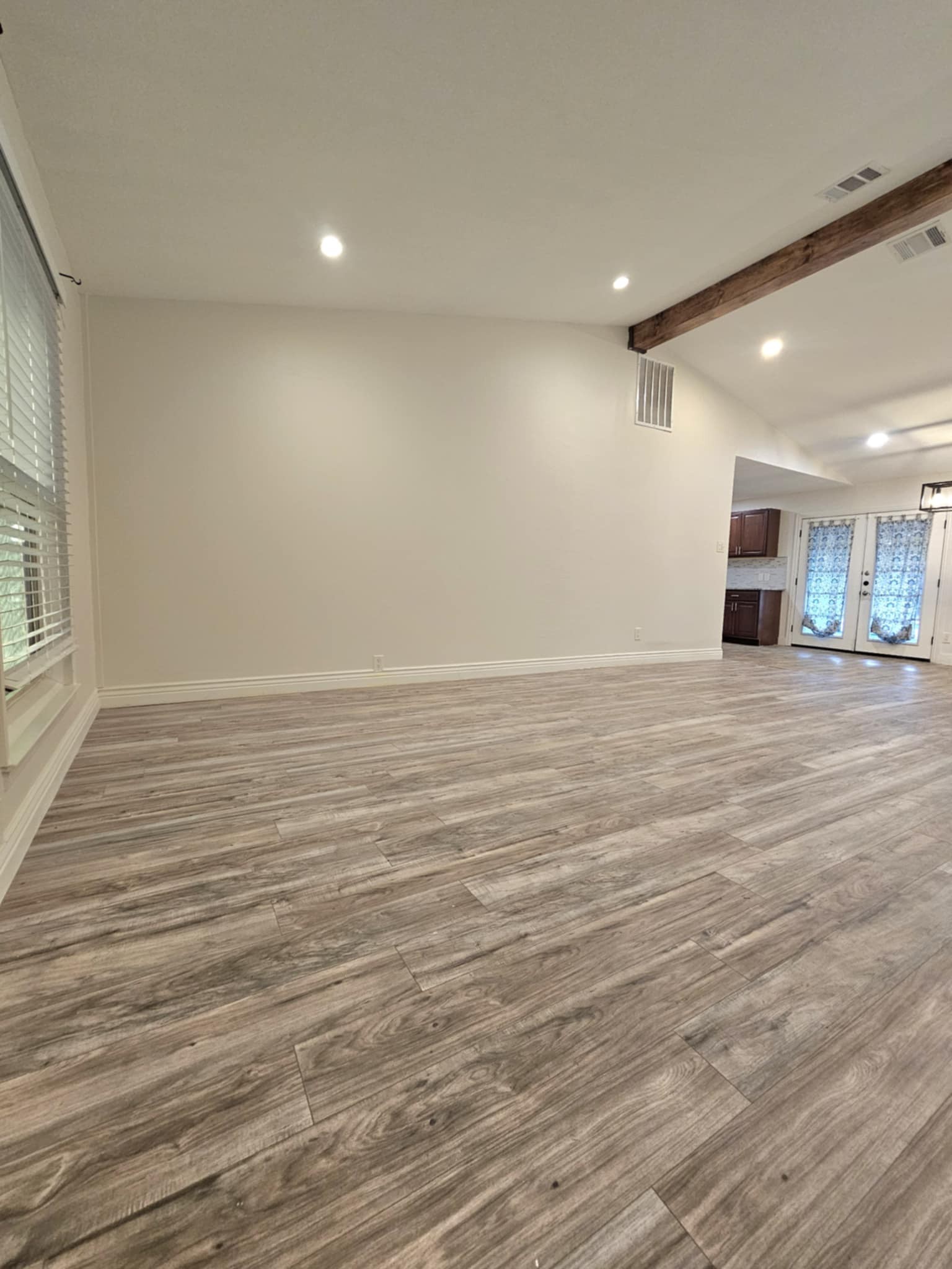 805 Greenbriar Drive