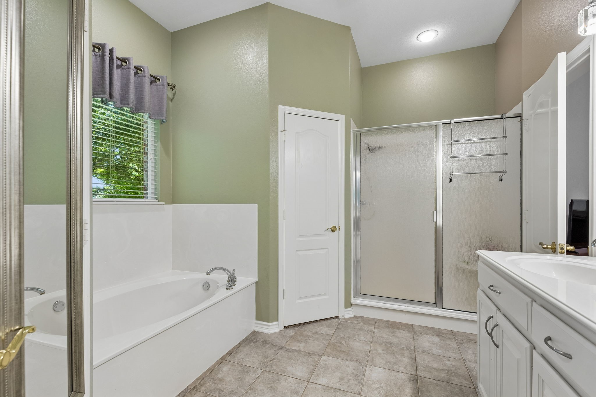 205 Rushcreek Drive