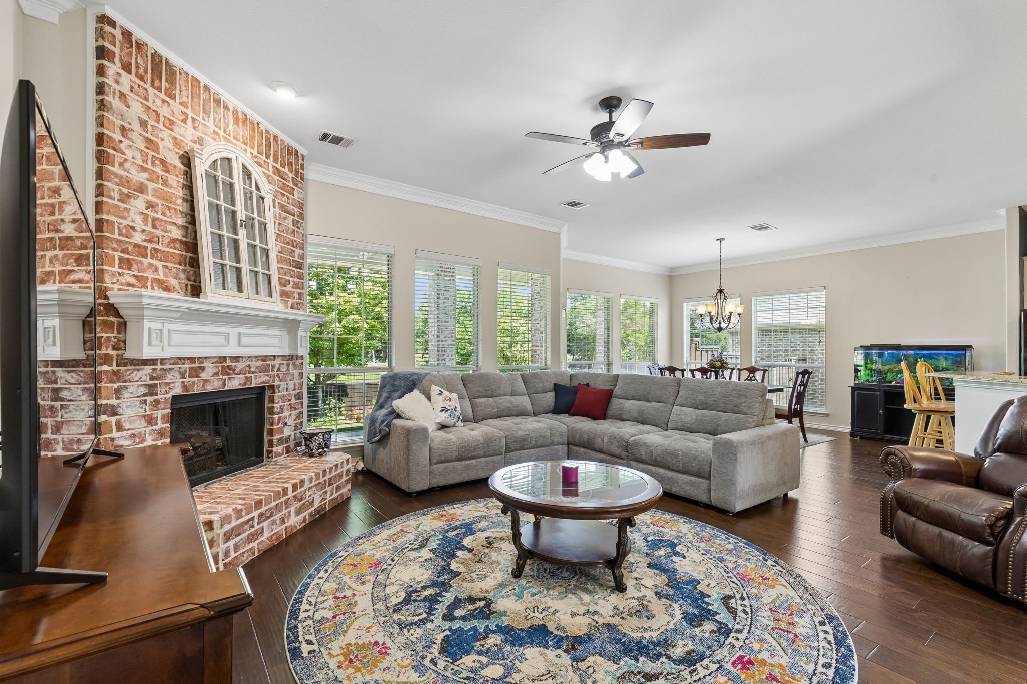205 Rushcreek Drive