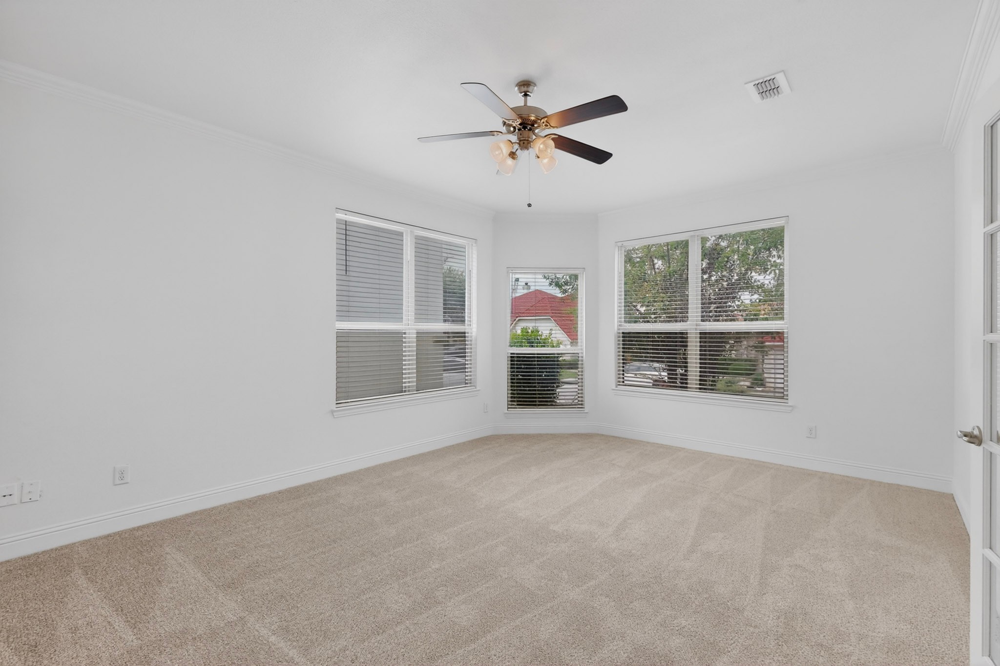 2065 Pontchartrain Drive