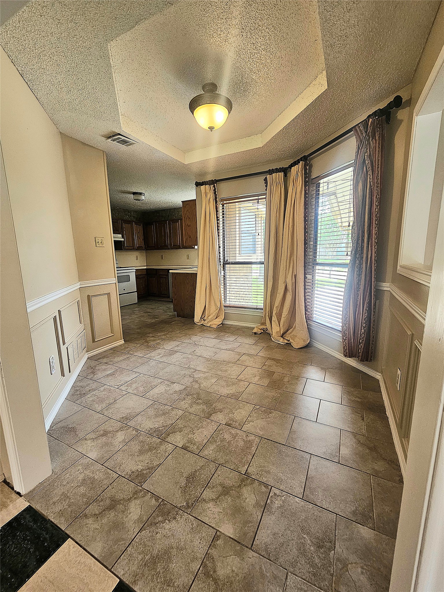2606 Shalimar Drive