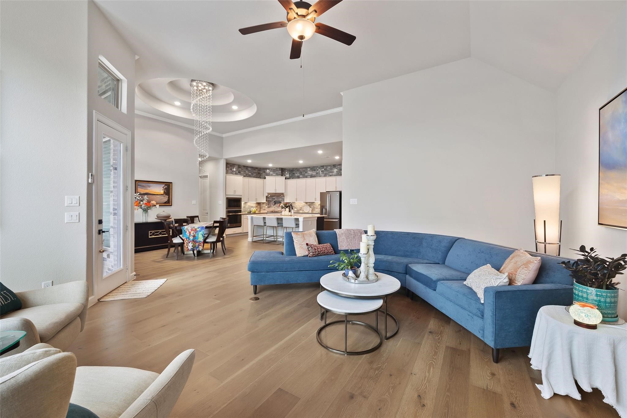 1906 Galenda Drive