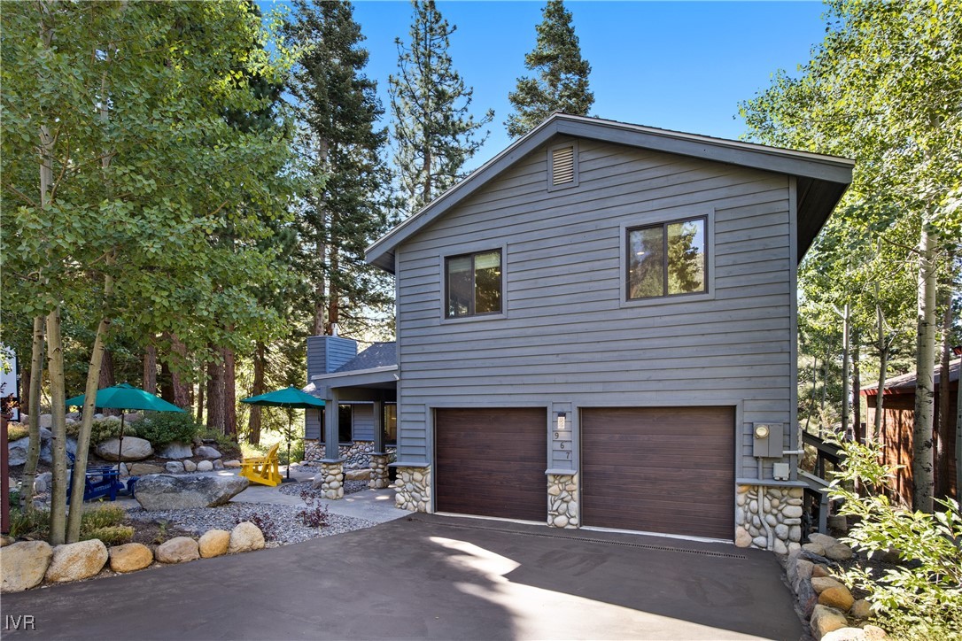 967 Red Feather Ct