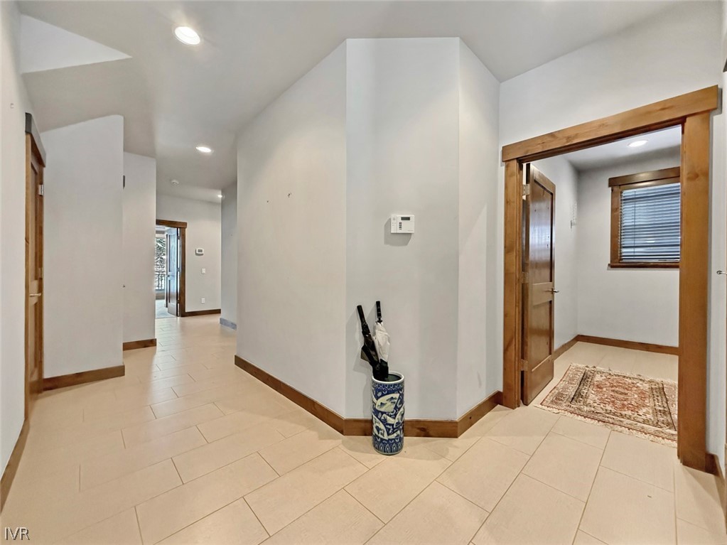 661 Rosewood Circle