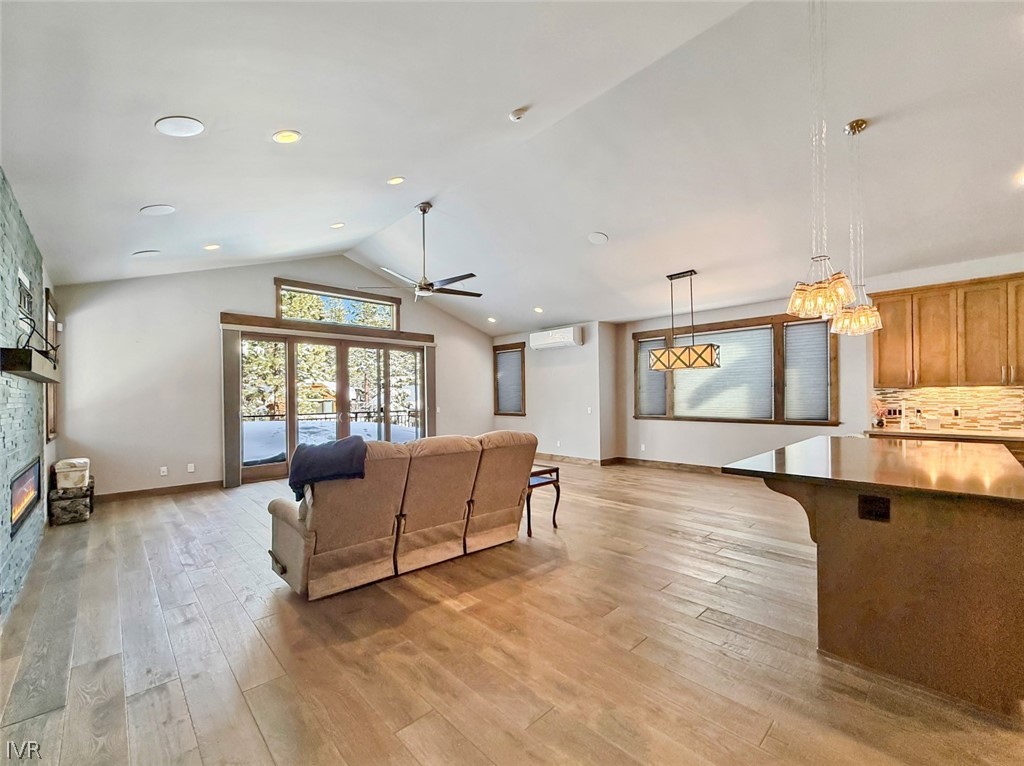 661 Rosewood Circle