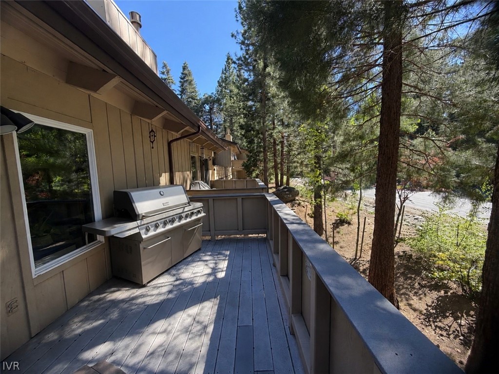 321 Ski Way 12