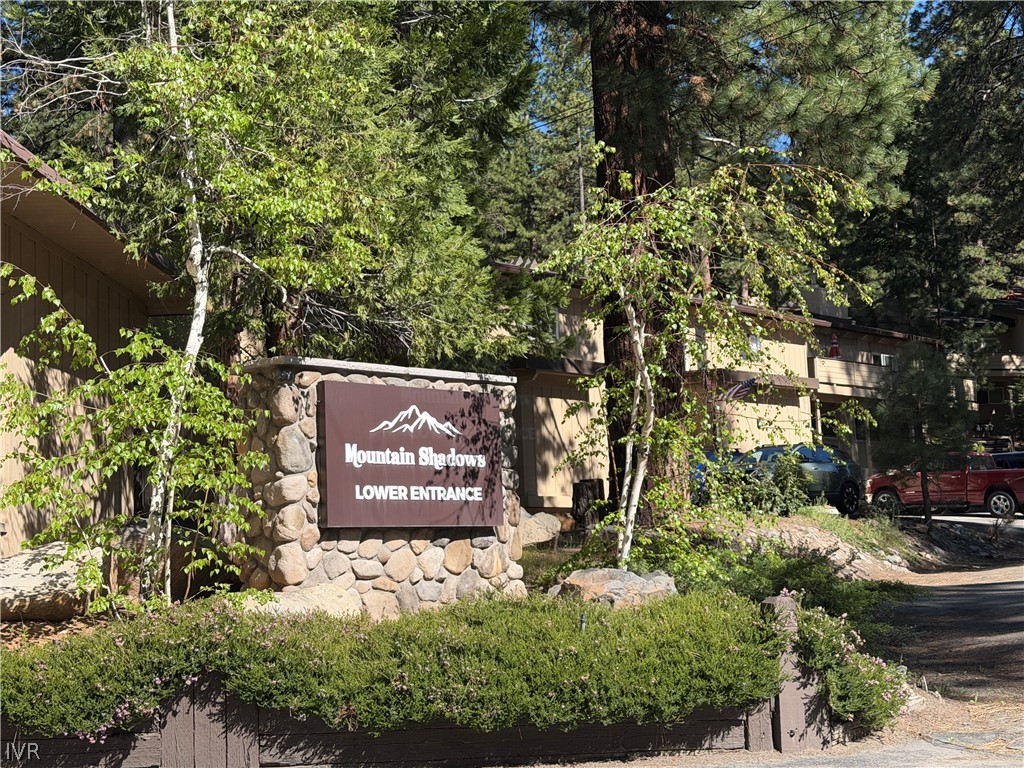321 Ski Way 12
