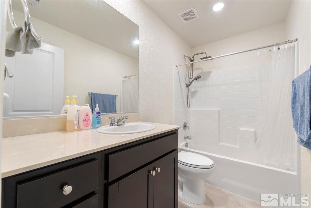 8978 Wolf River Drive