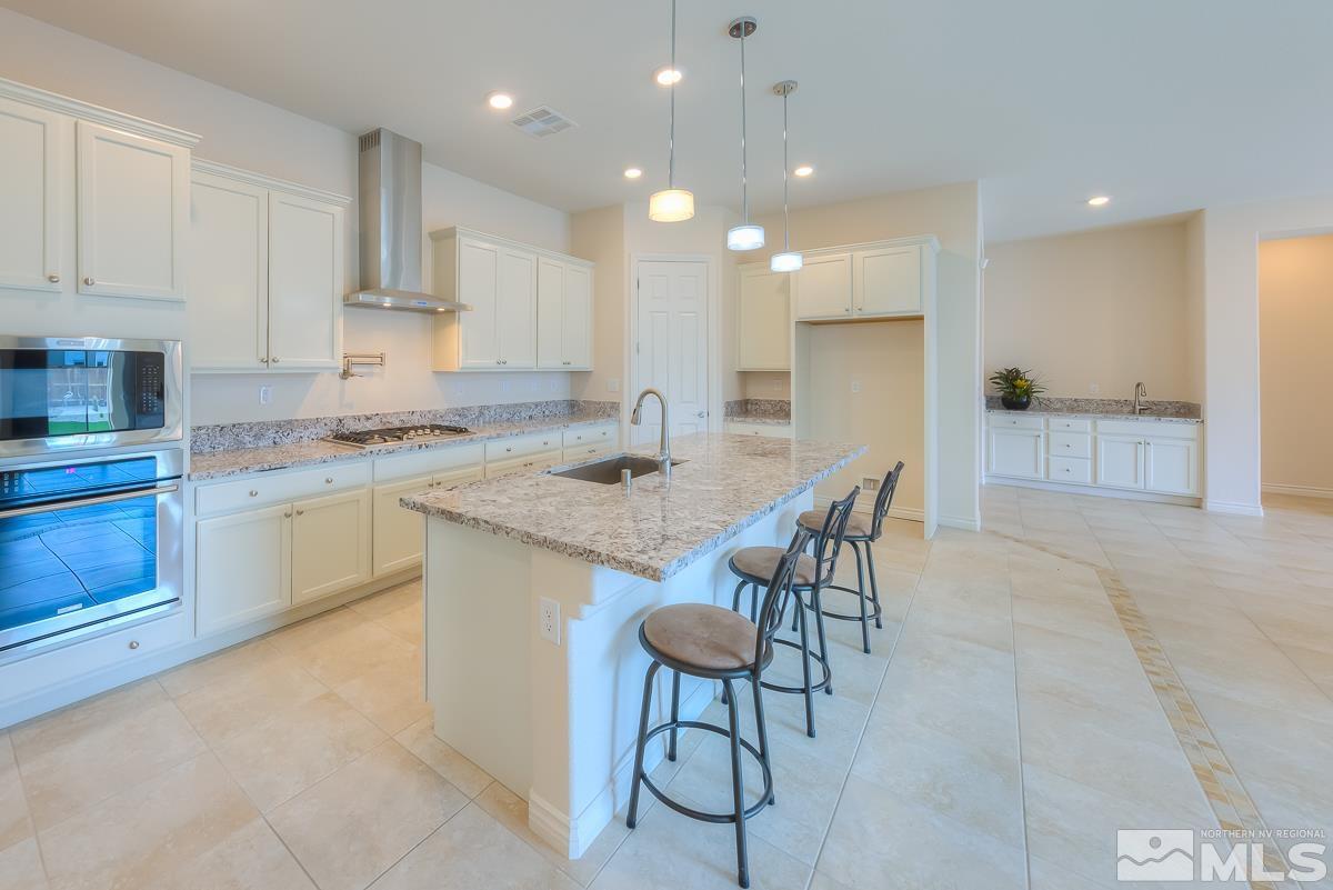 435 Chelmsford Drive