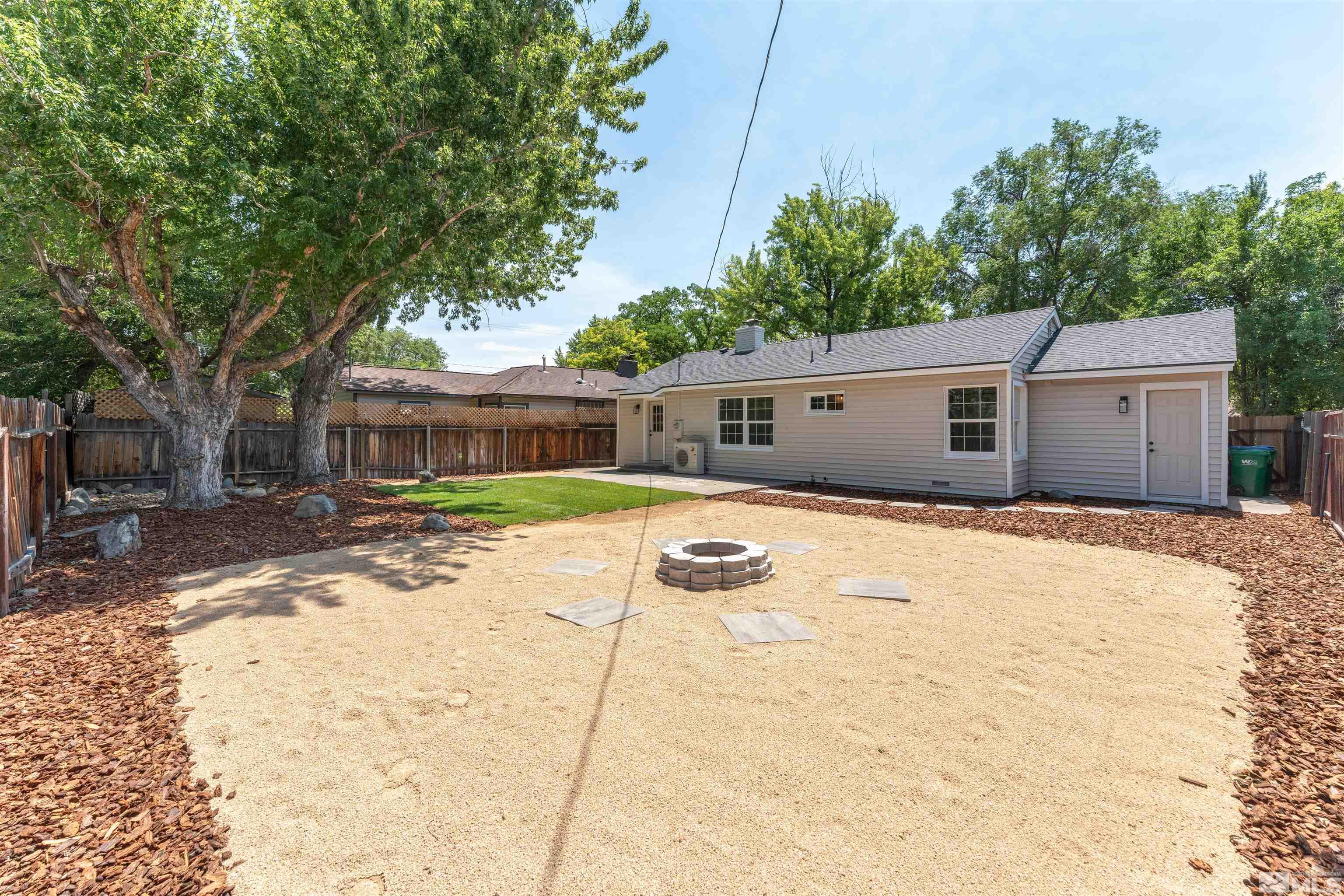 1813 Westfield Avenue