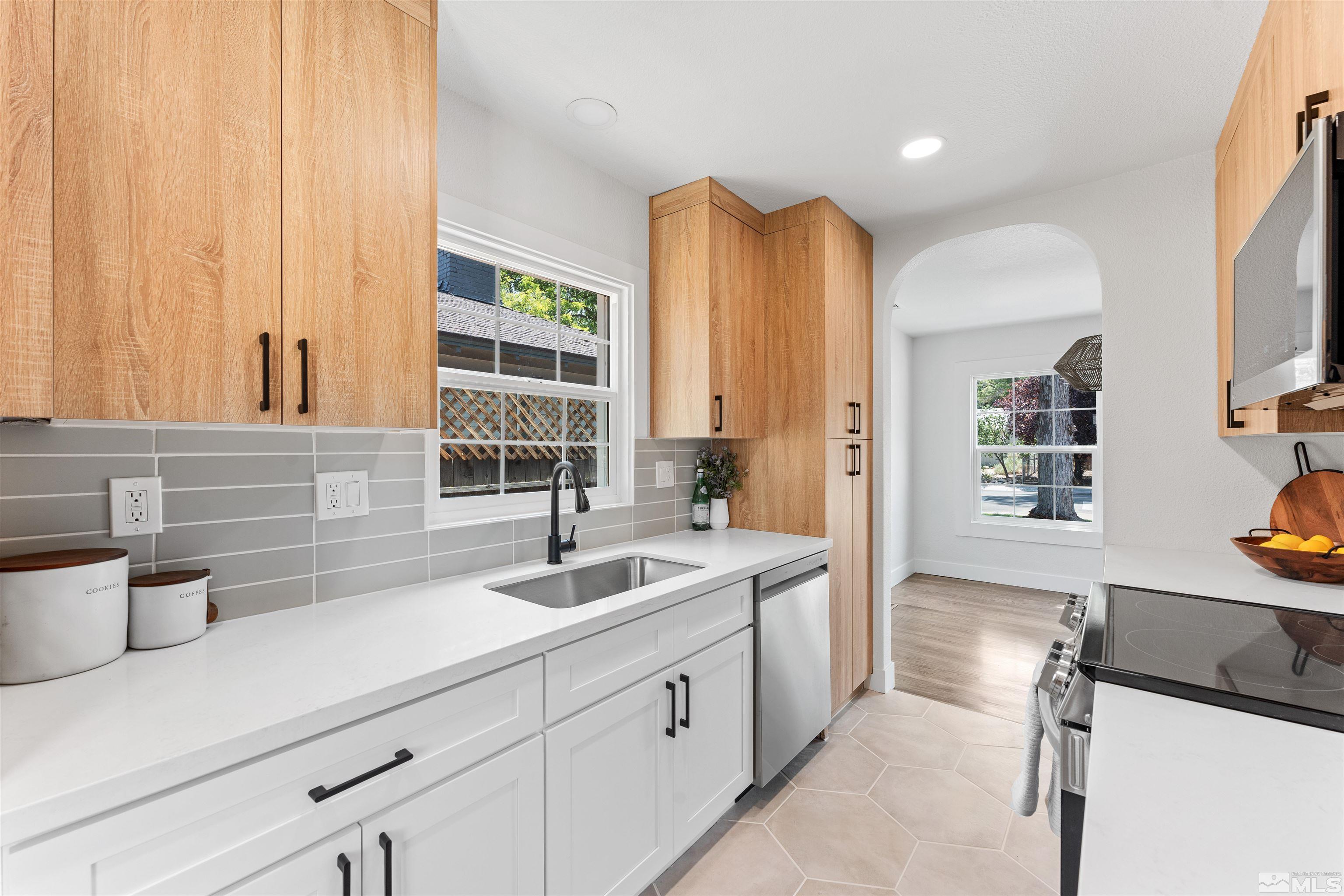 1813 Westfield Avenue