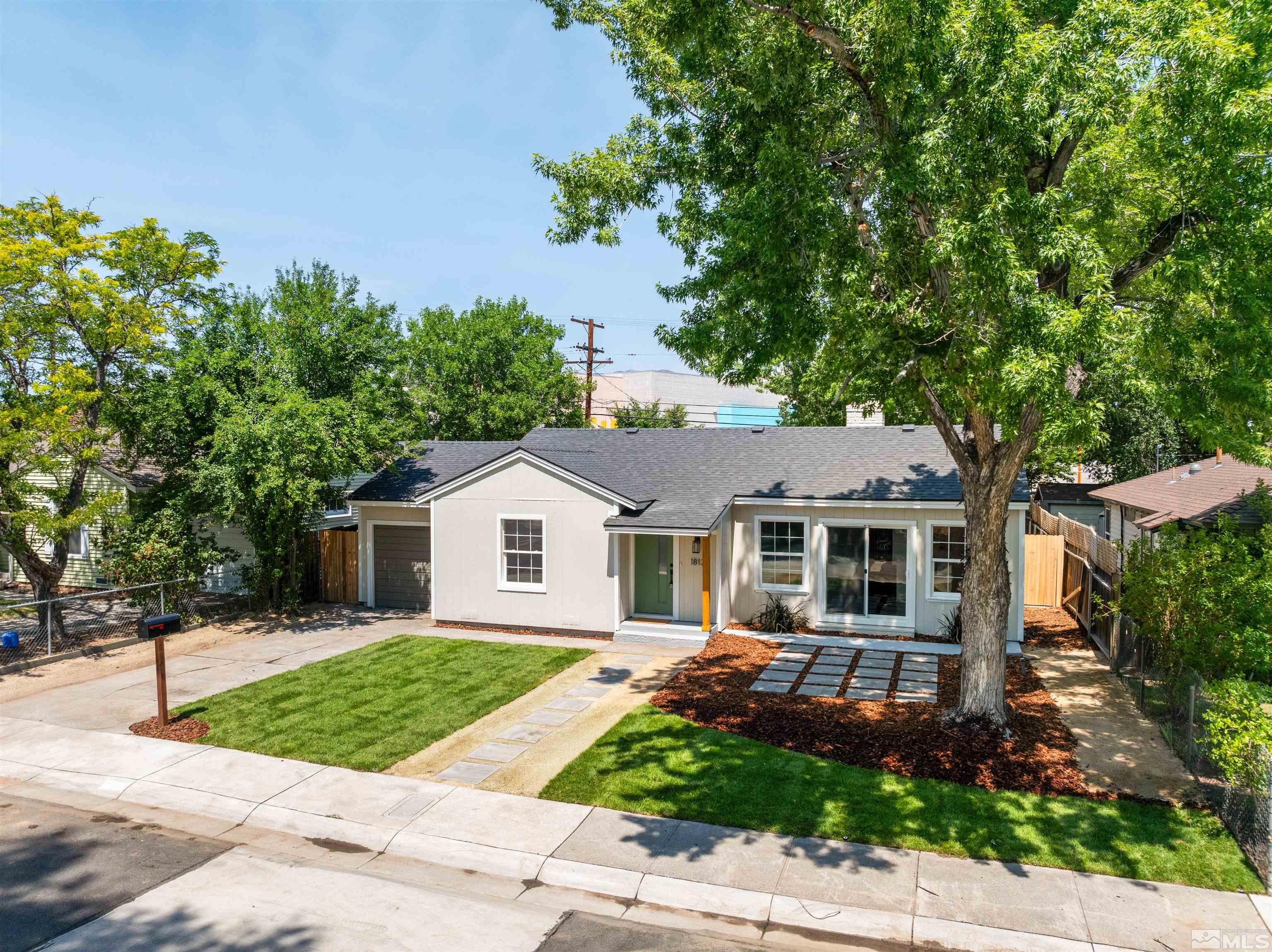 1813 Westfield Avenue