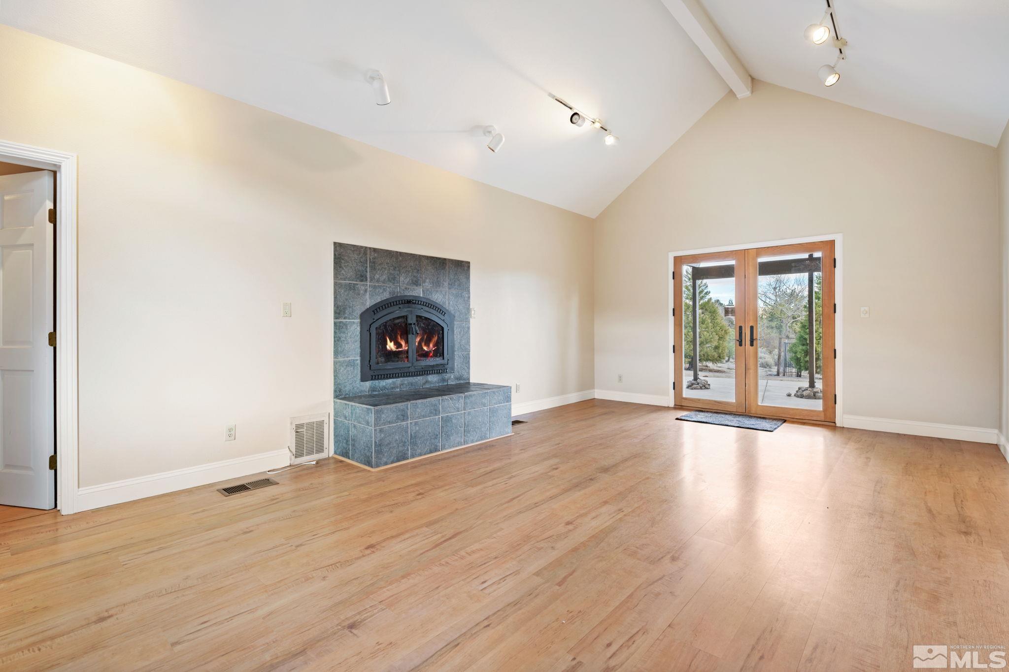 1177 Kensington Court