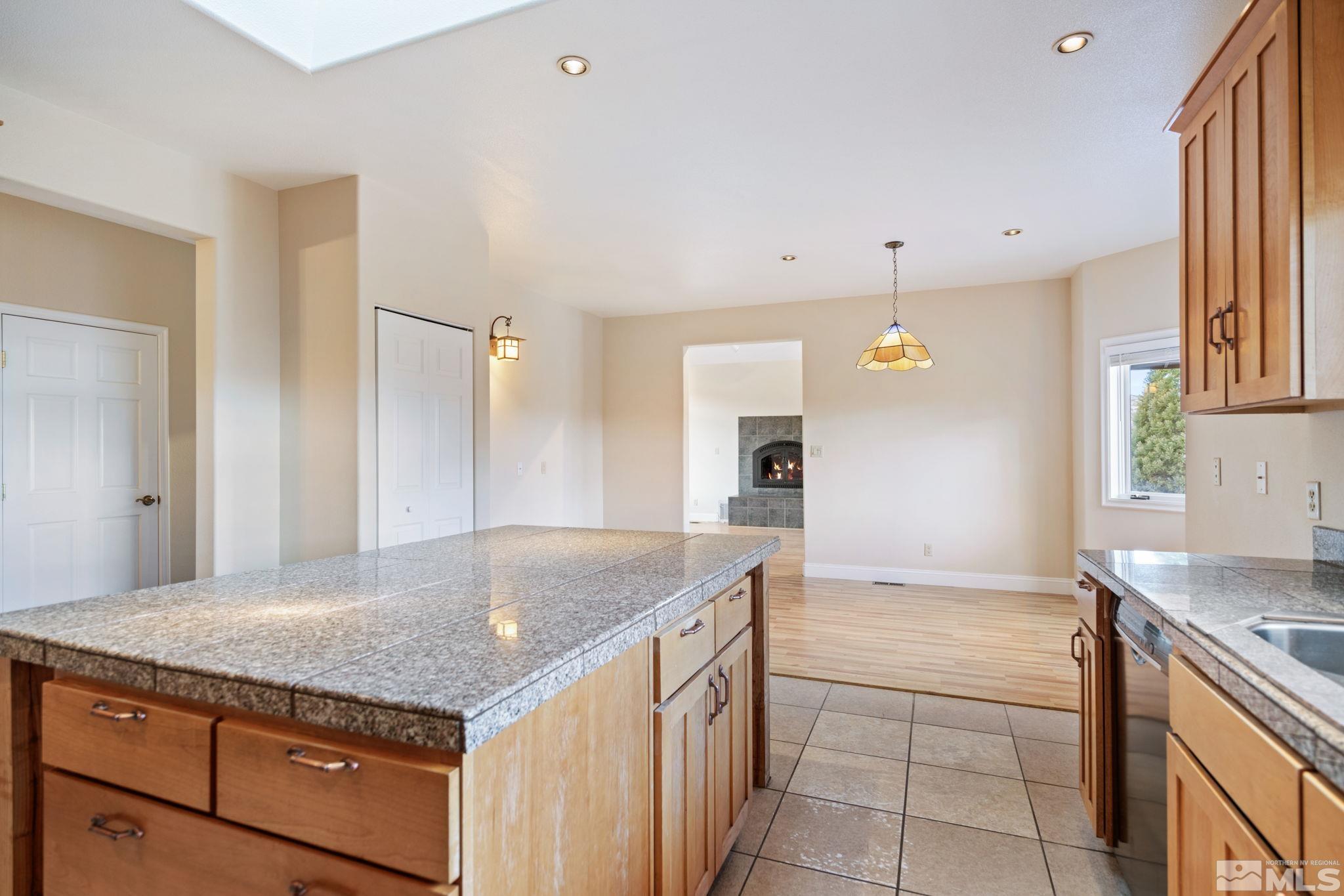 1177 Kensington Court