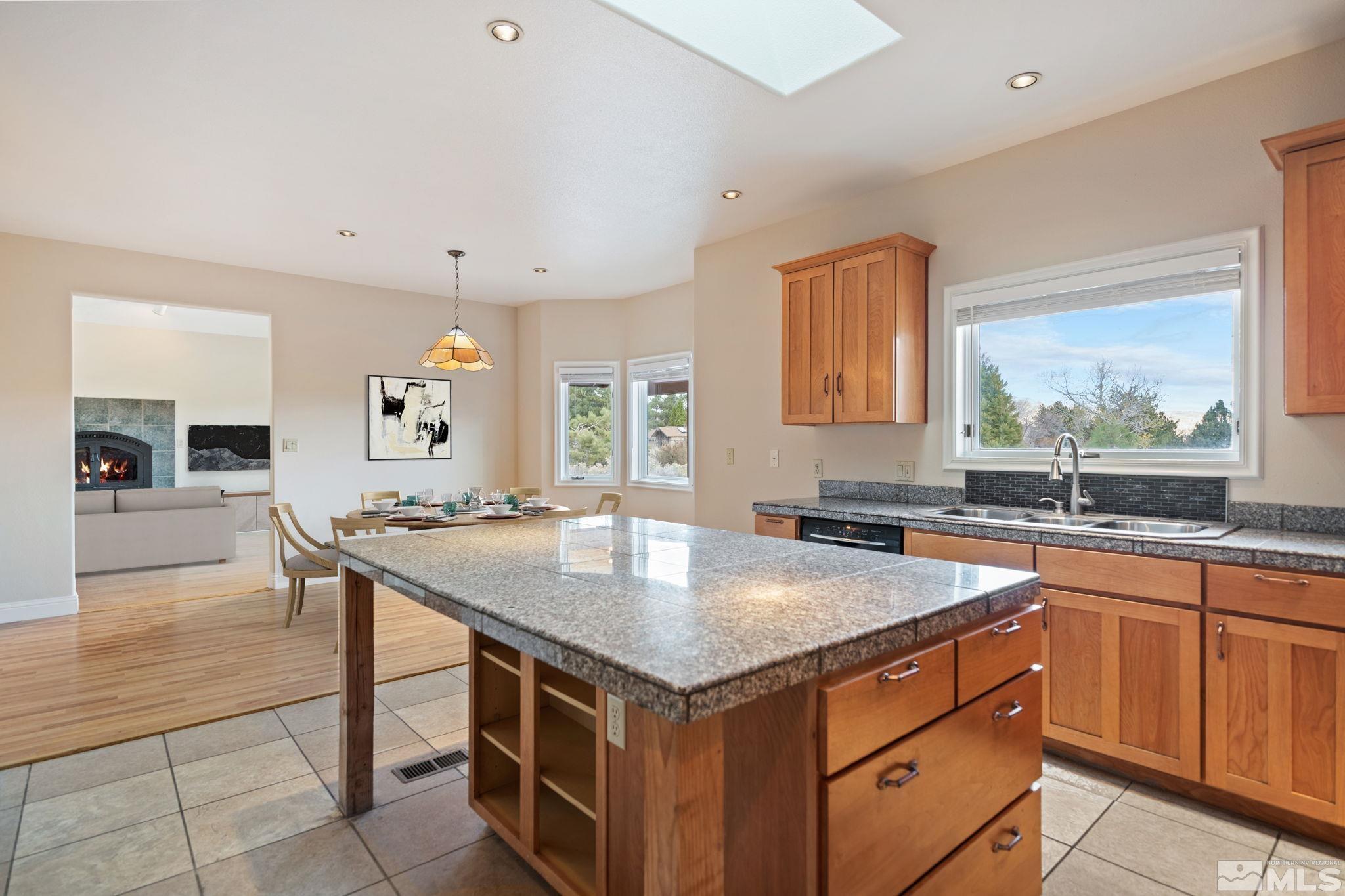 1177 Kensington Court