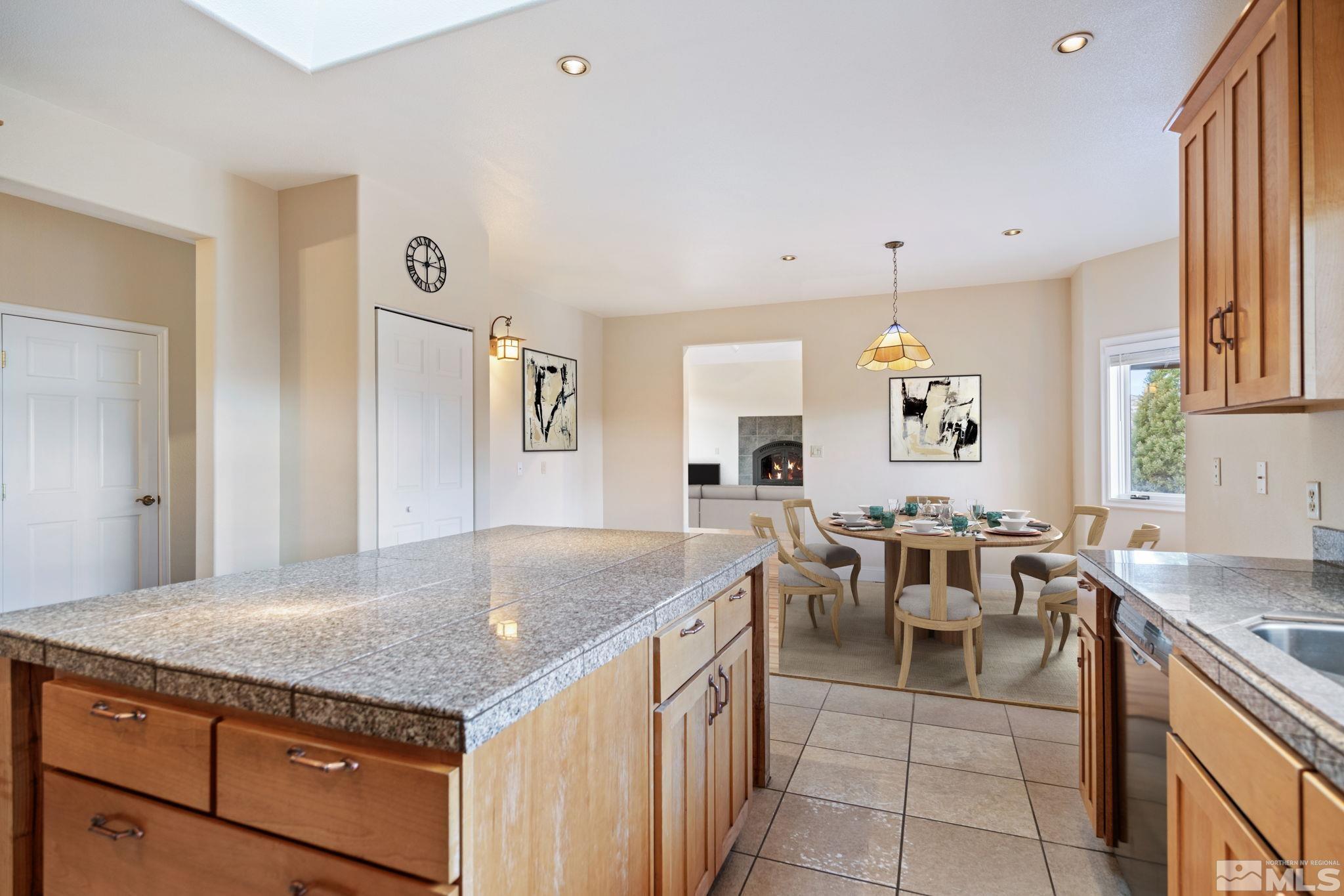 1177 Kensington Court