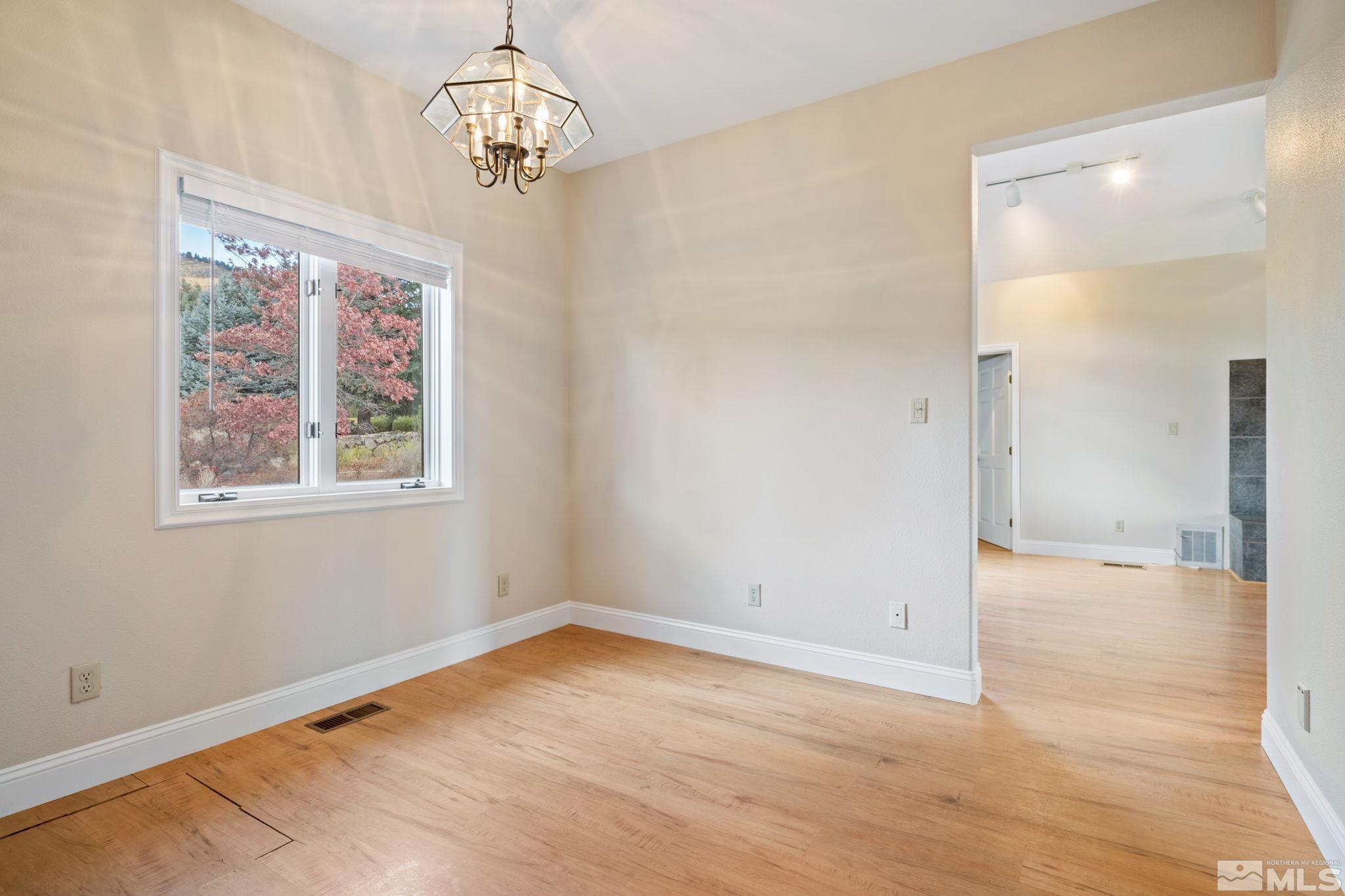 1177 Kensington Court