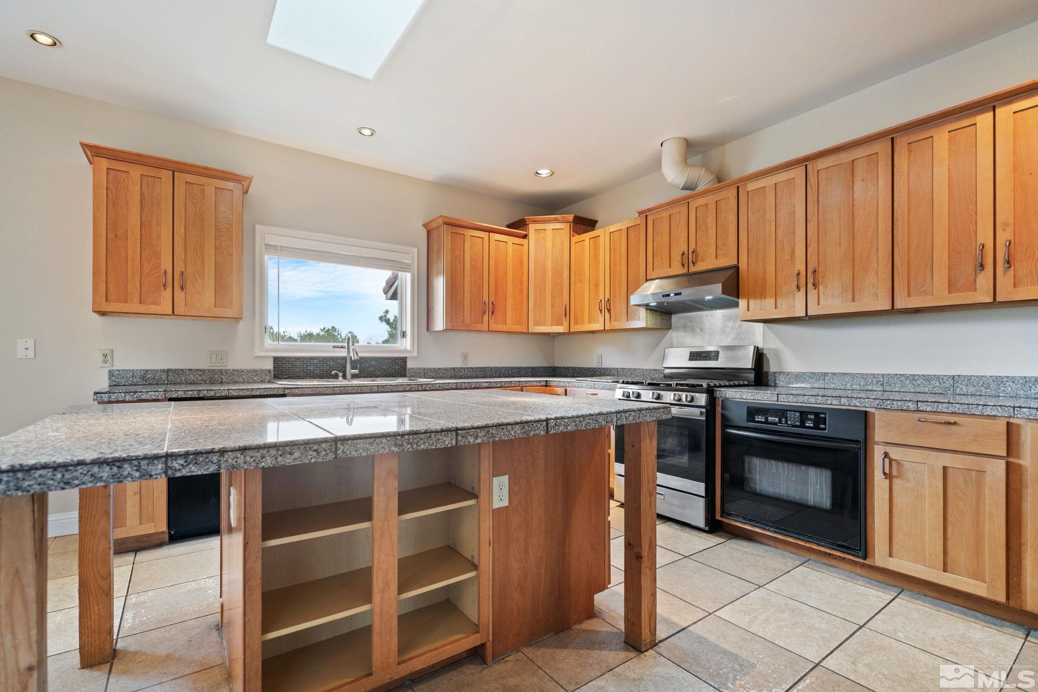 1177 Kensington Court