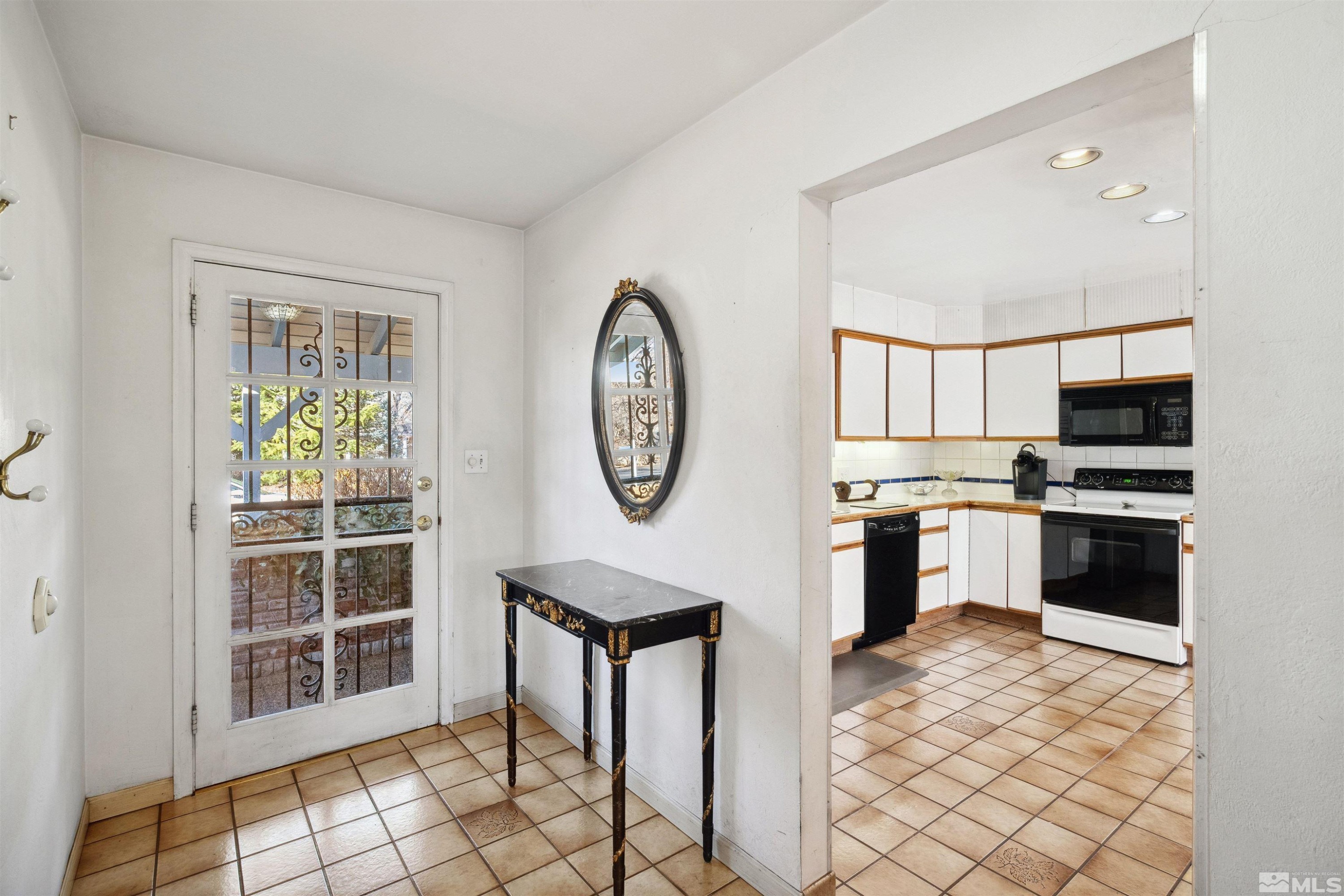 1360 Dartmouth Drive