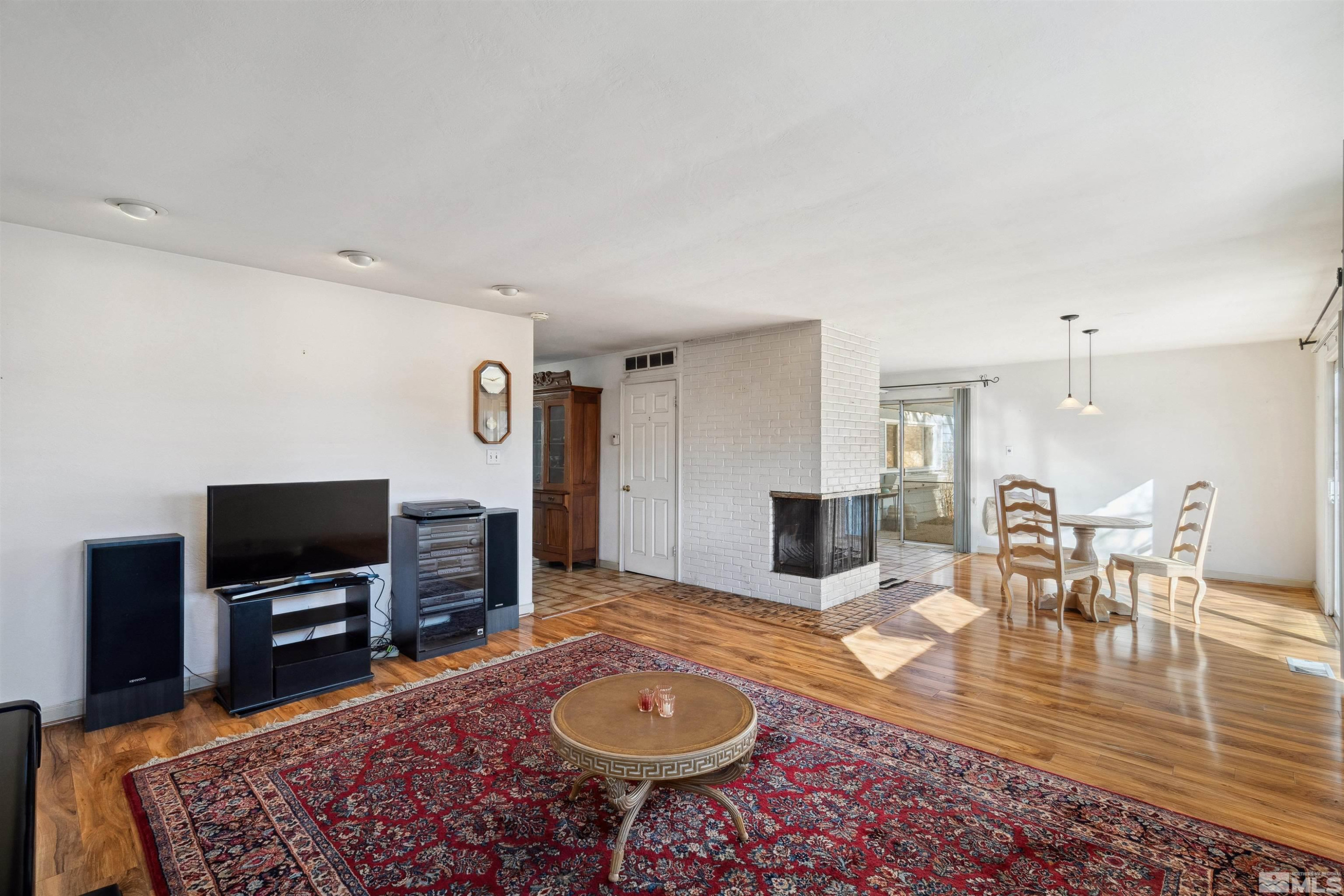 1360 Dartmouth Drive