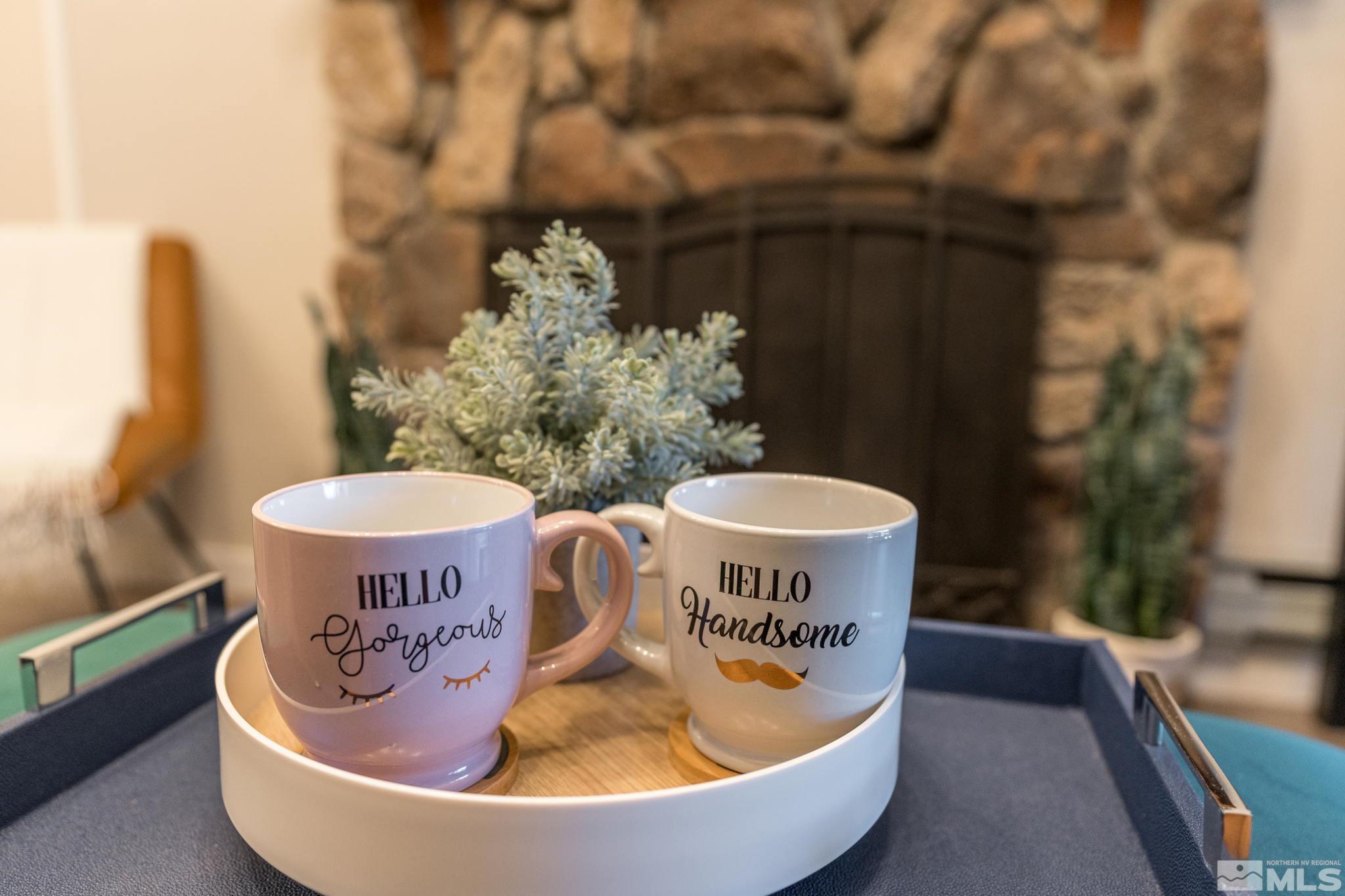 810 Alder Avenue, 52