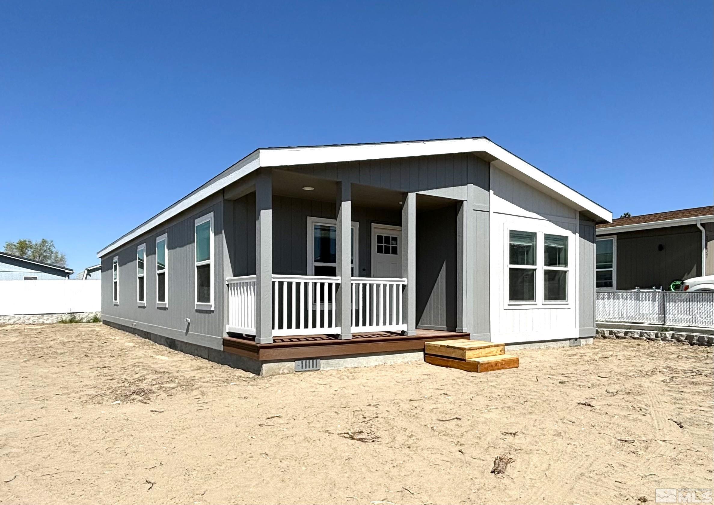 3427 Crown Royal Circle