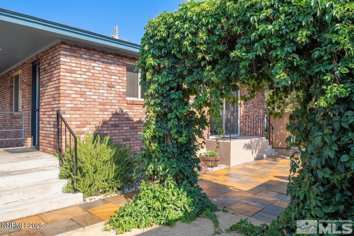 410 Reno Avenue