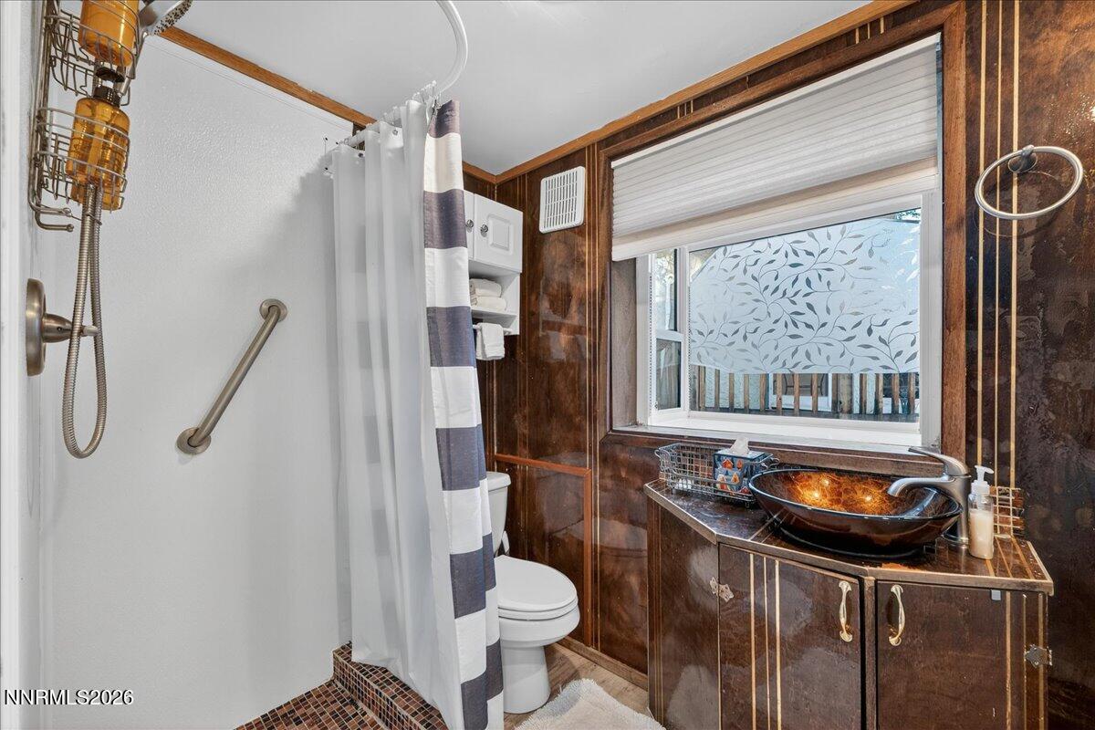 611 & 611A Nixon Avenue, 611A Nixon Ave is for the cottage in rear