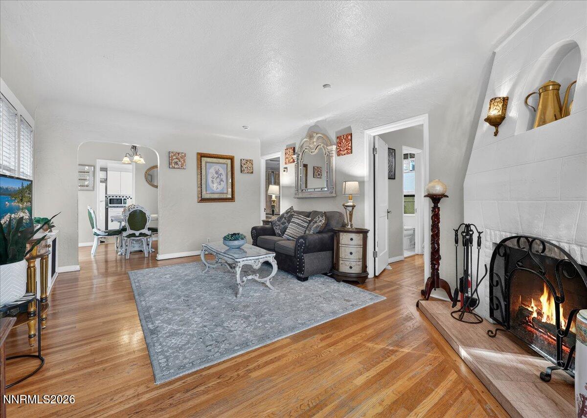 611 & 611A Nixon Avenue, 611A Nixon Ave is for the cottage in rear