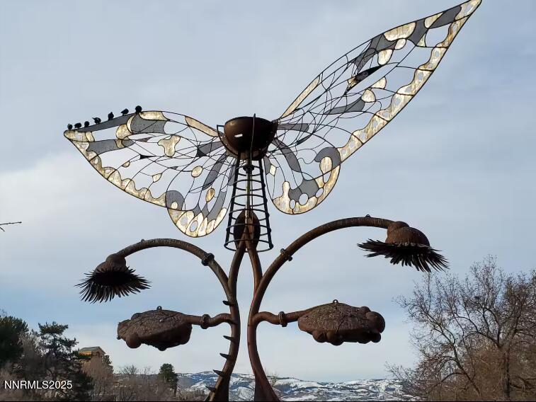 611 & 611A Nixon Avenue, 611 & 611A