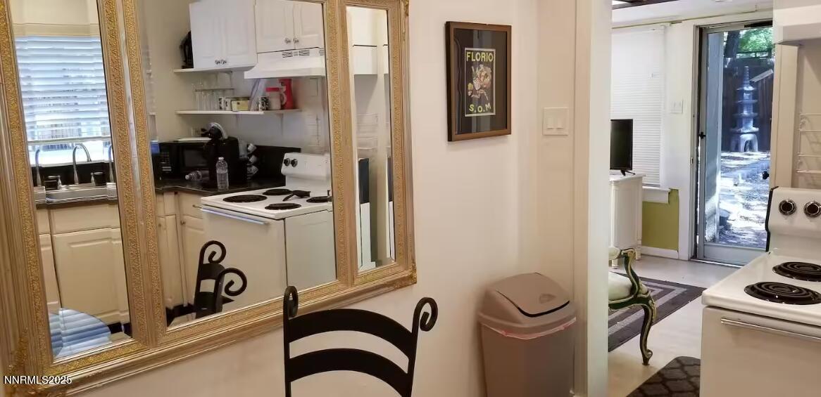 611 & 611A Nixon Avenue, 611 & 611A