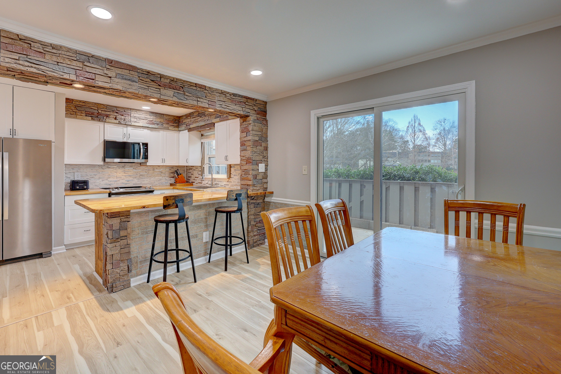 114 Elysian Way NW