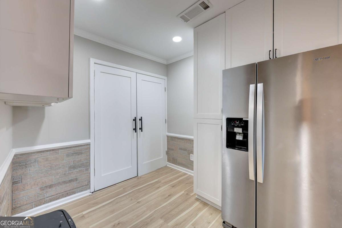 114 Elysian Way NW