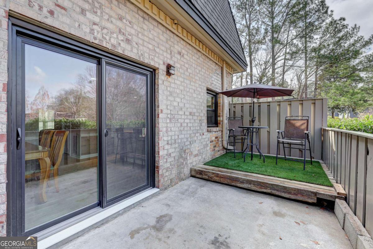 114 Elysian Way NW