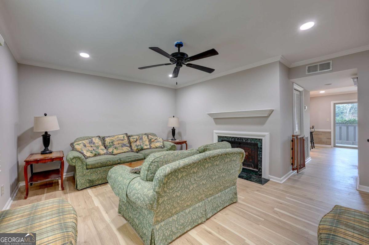 114 Elysian Way NW