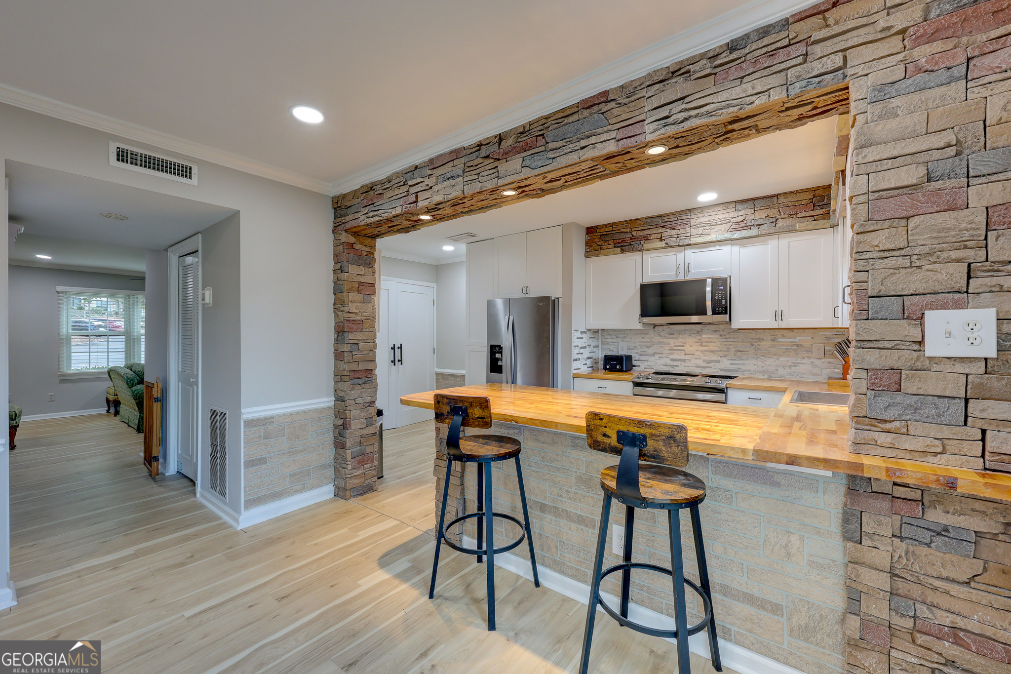 114 Elysian Way NW