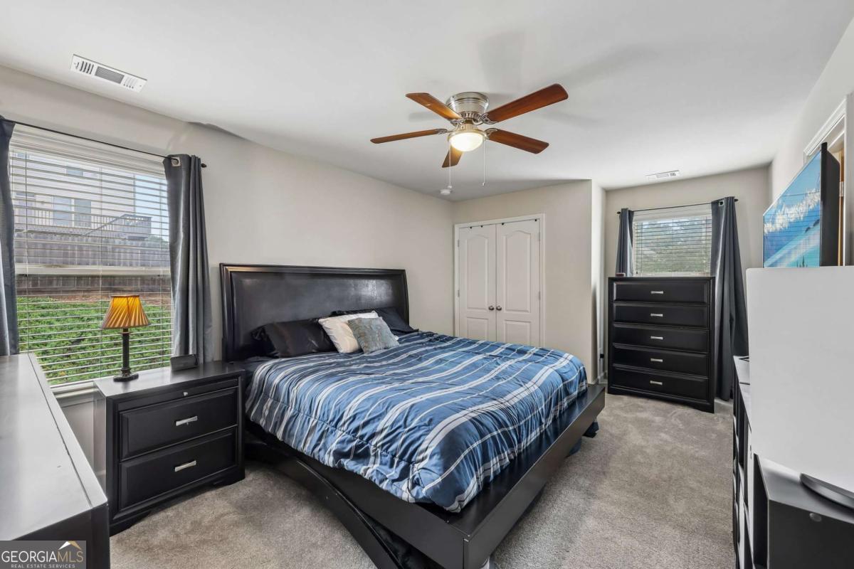 1685 Gallant Fox Lane