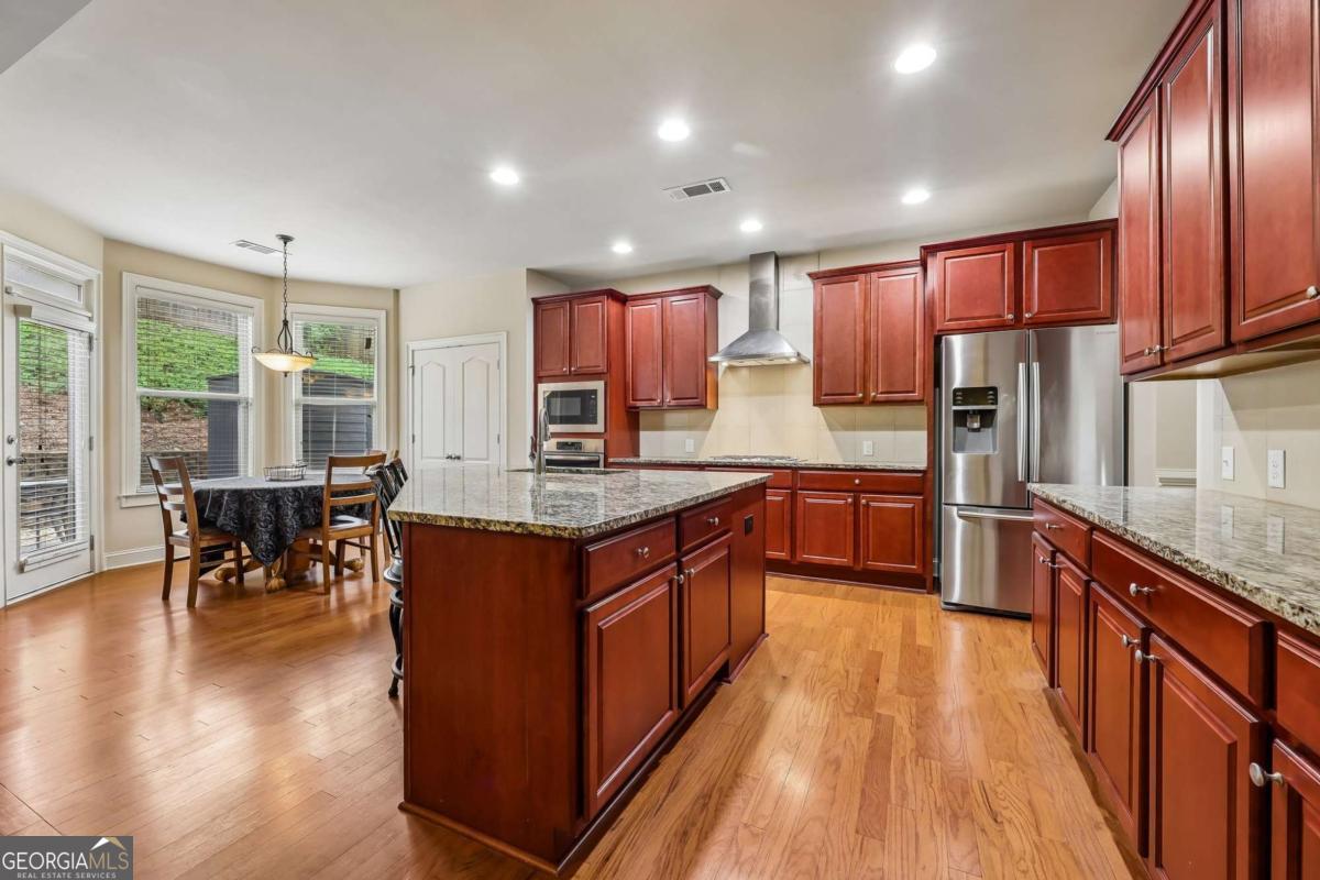 1685 Gallant Fox Lane