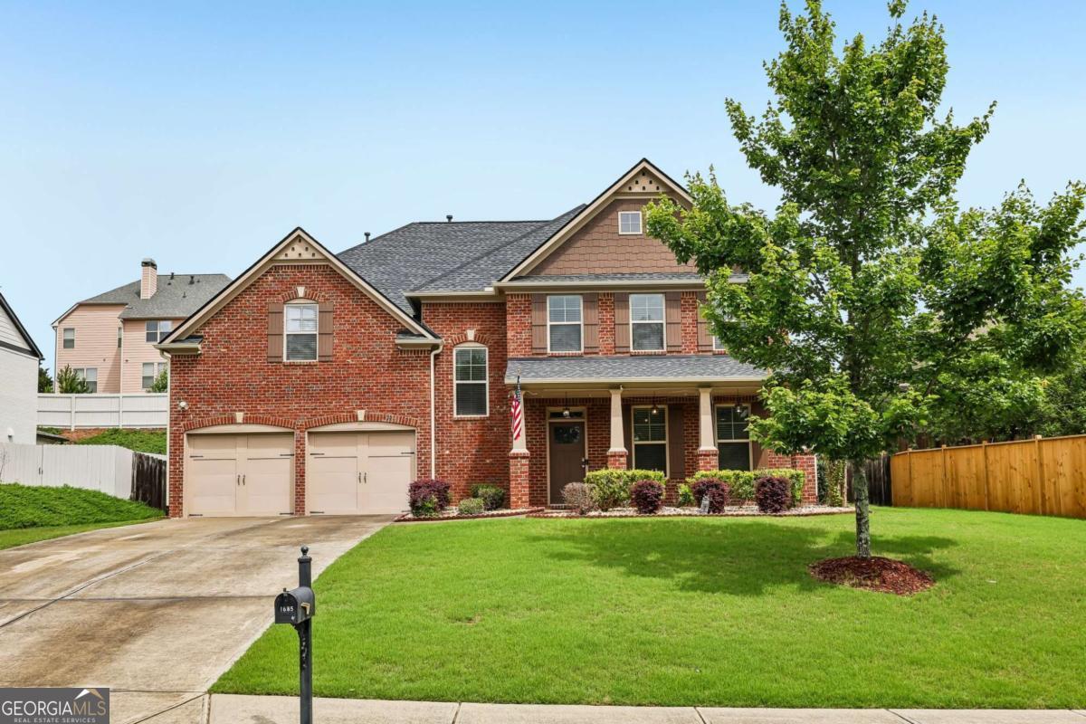 1685 Gallant Fox Lane