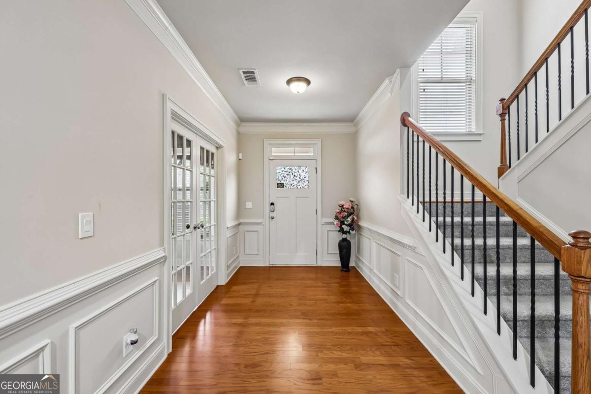 1685 Gallant Fox Lane