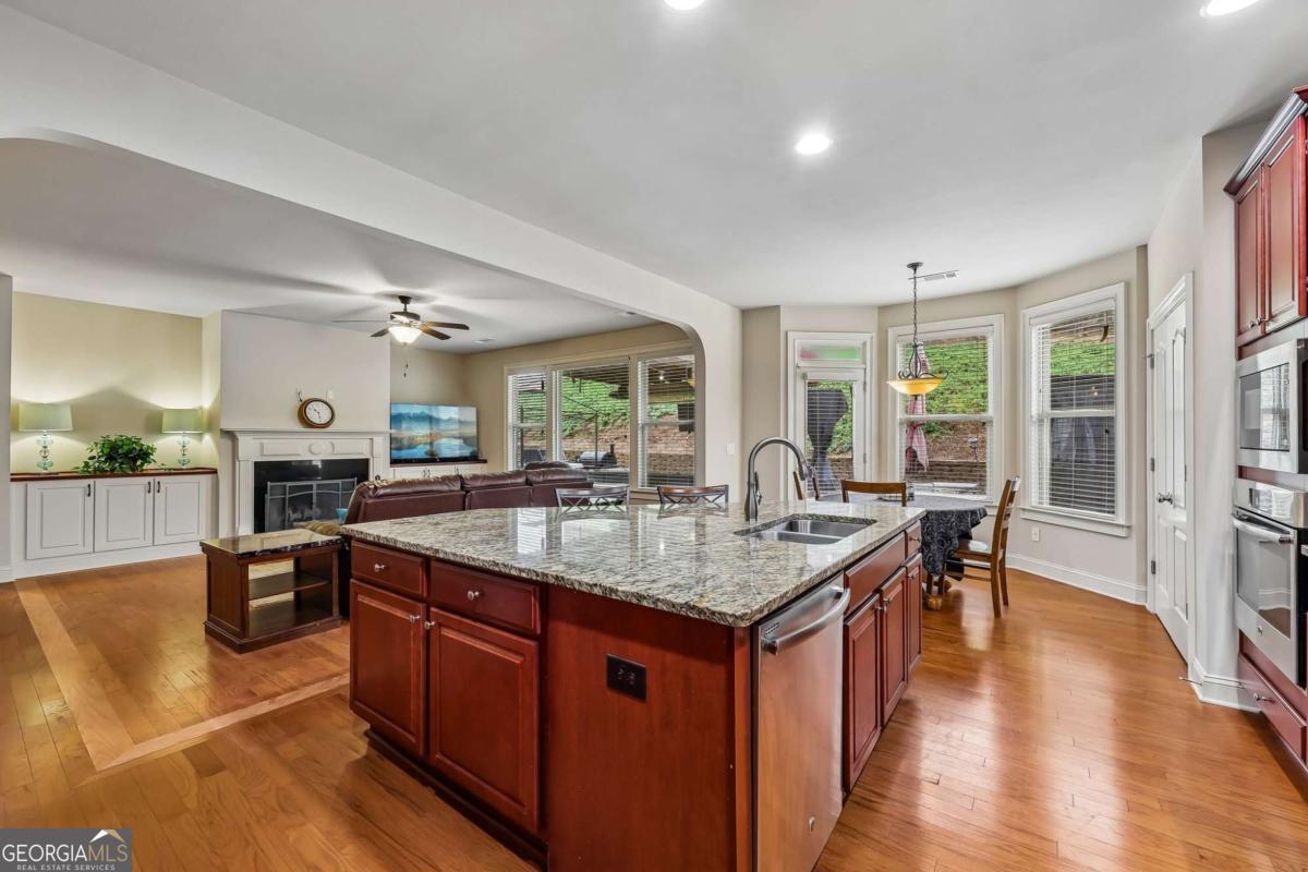 1685 Gallant Fox Lane