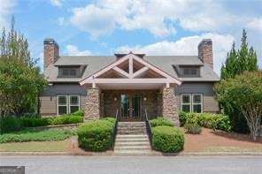 1685 Gallant Fox Lane